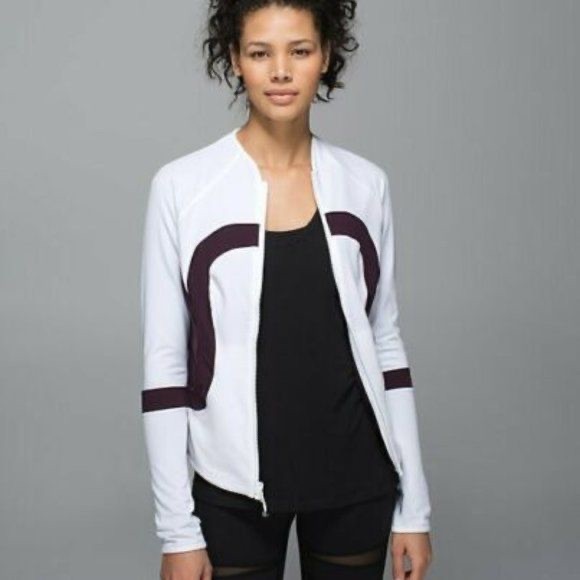 Lululemon Find Your Bliss Jacket in Mulberry / White - EXCELLENT condition - Picture 2 of 6